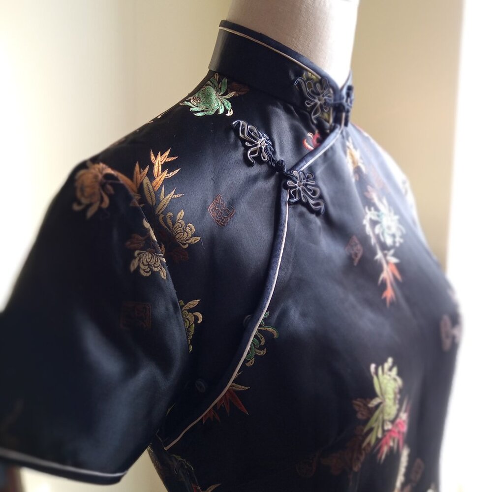 Vintage Qipao Asian Black Silk Dress